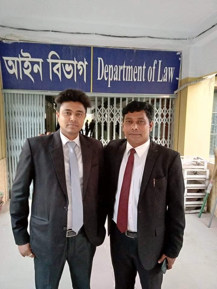 পাবলিক প্রসিকিউটর।