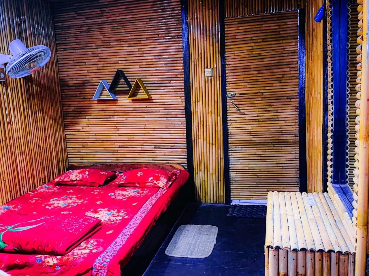 মেডভেঞ্চার রিসোর্ট।